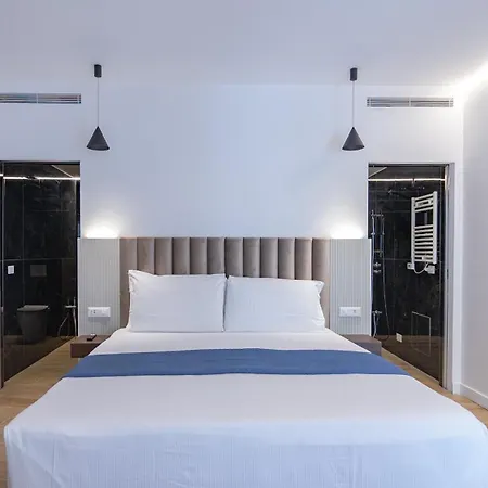 Gg Spagna Luxury Hotell